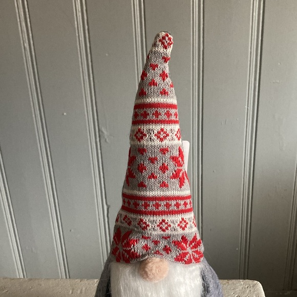 NWT-14” Gray Christmas Holiday Gnome Decorstion w/ Red, White & Gray Sweater Hat - Picture 6 of 17